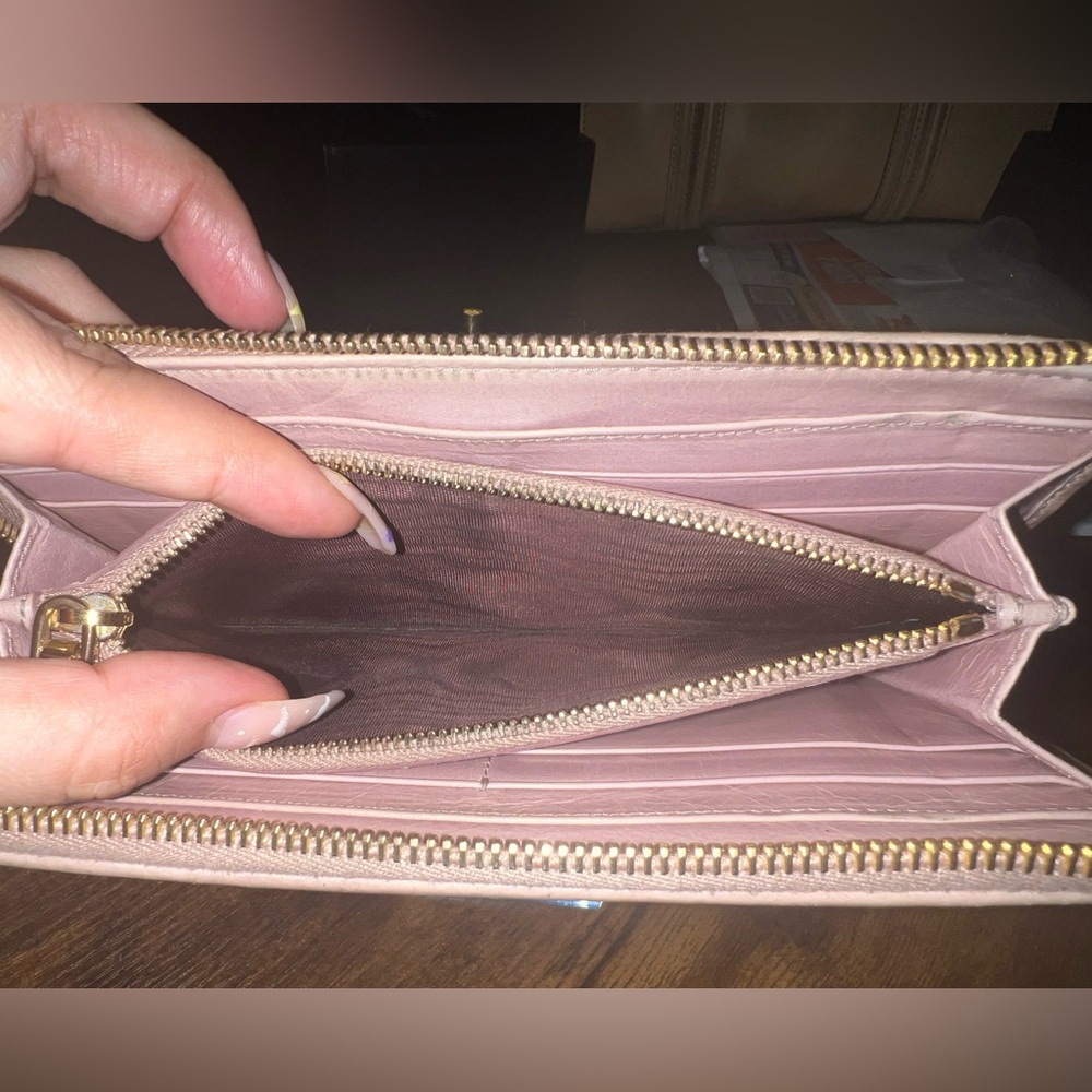 Miu Miu Wallet - image 3